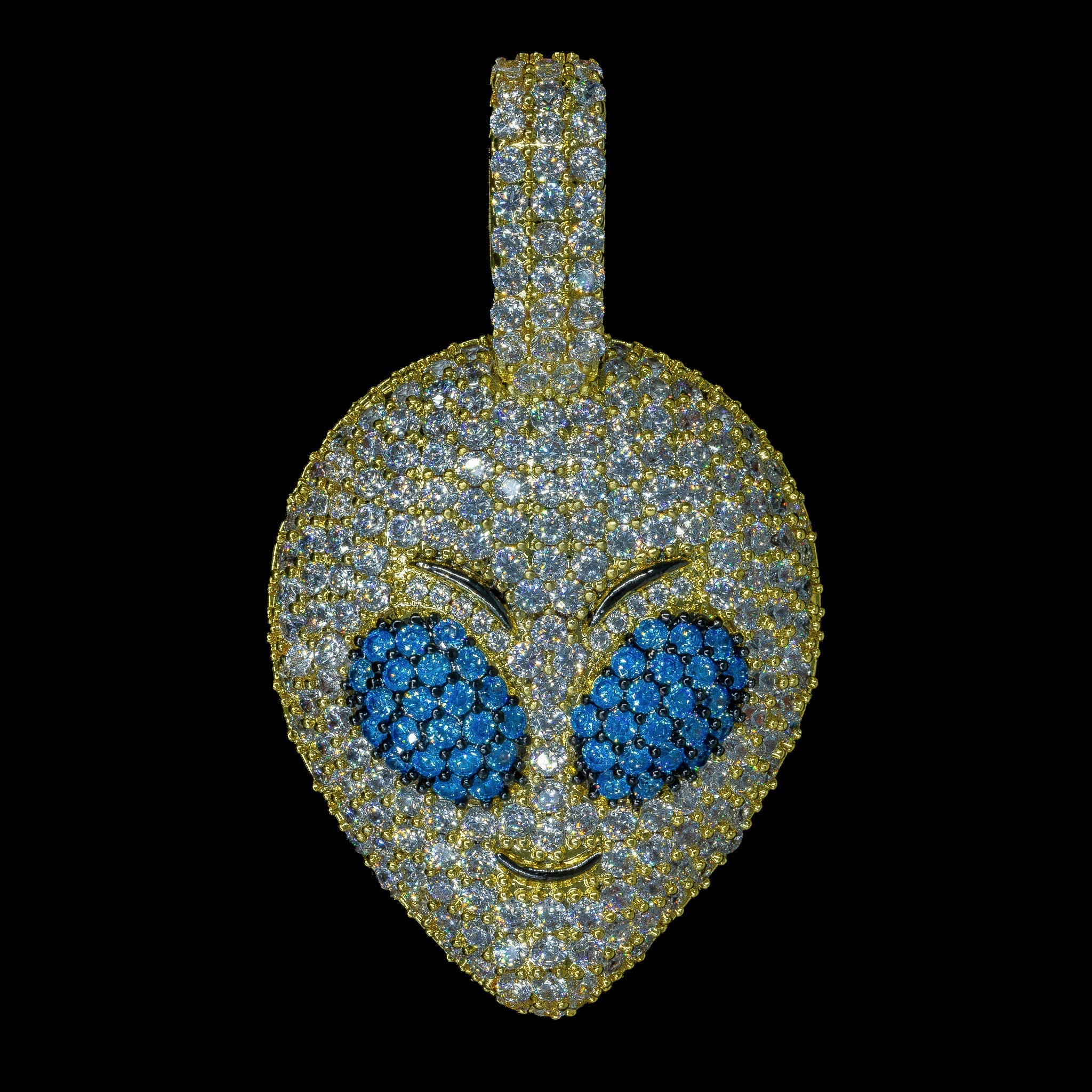 Alien Pendant in Yellow Gold
