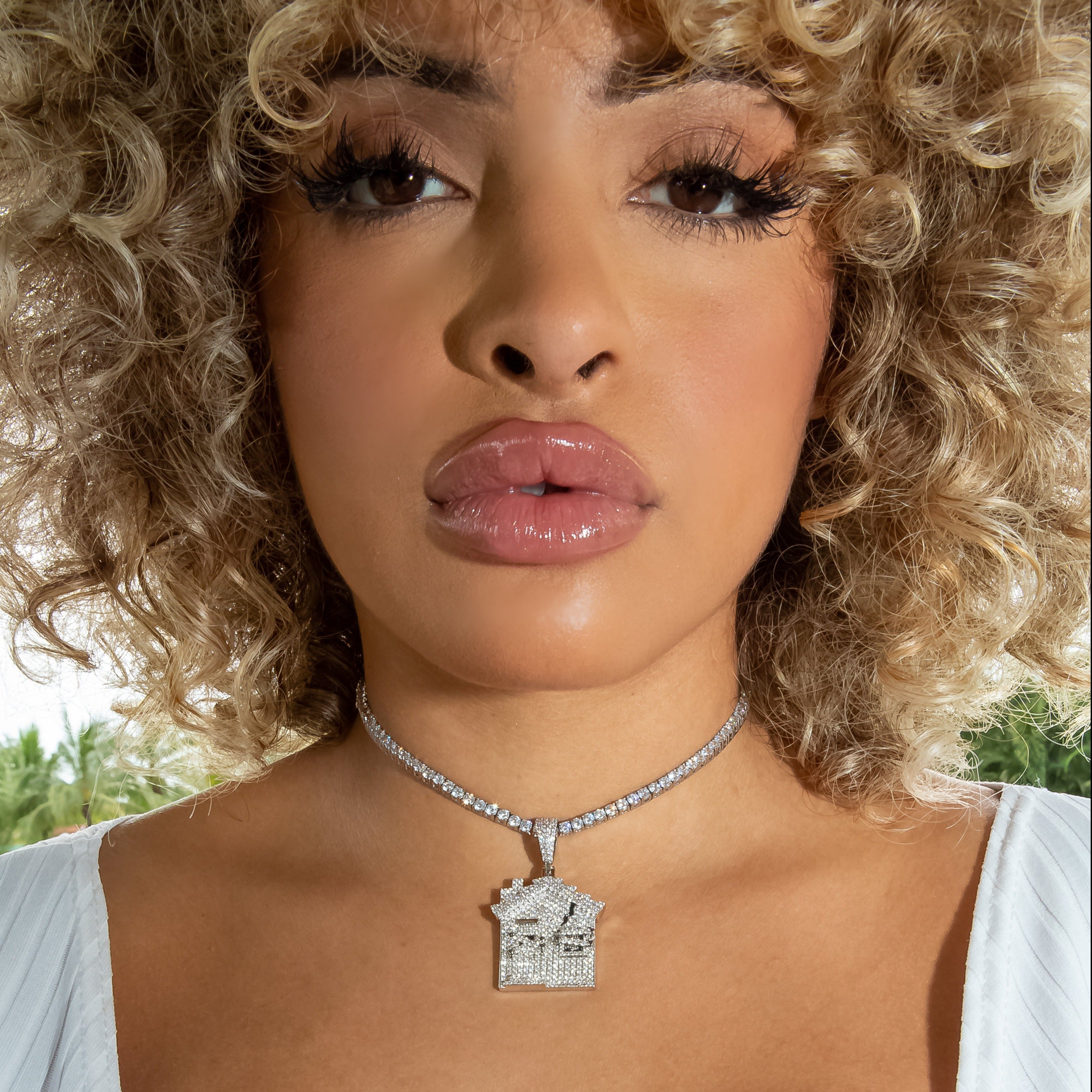 Trap House Pendant in White Gold