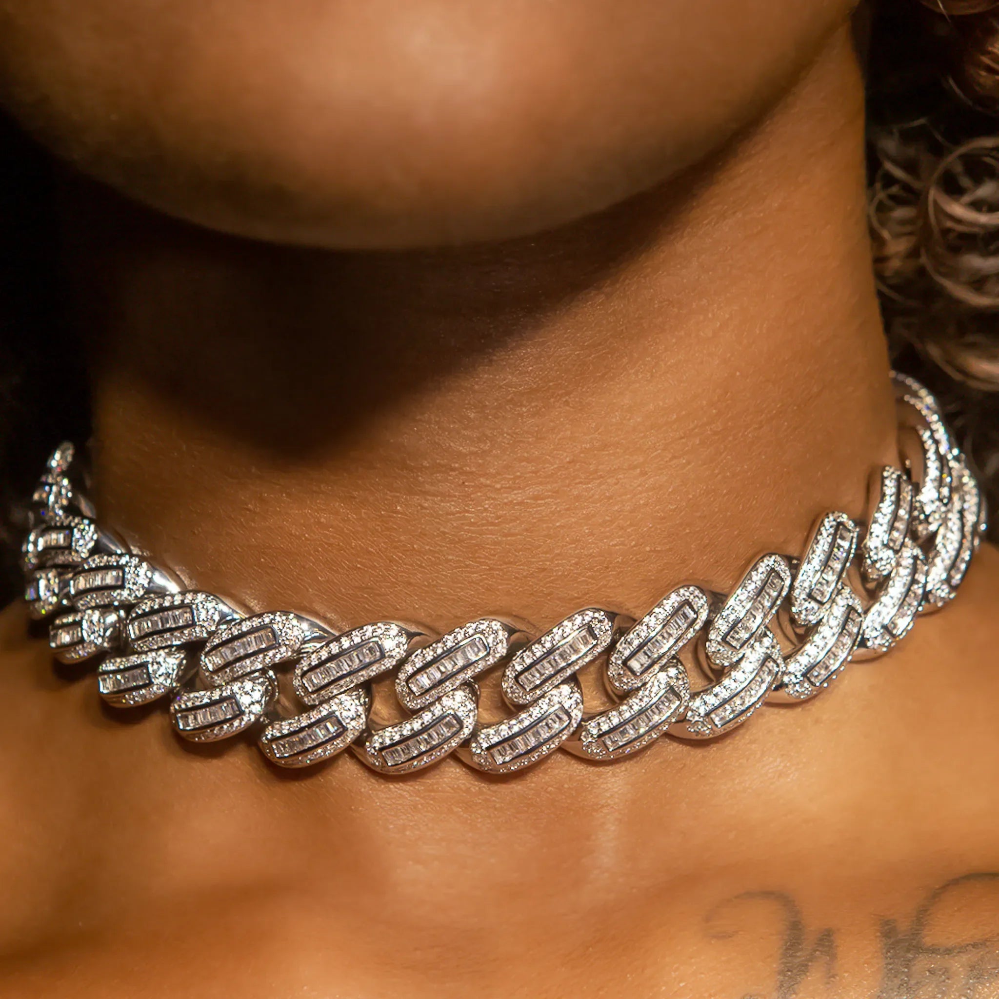 18mm Bugatti Link Choker/ Necklace in White Gold