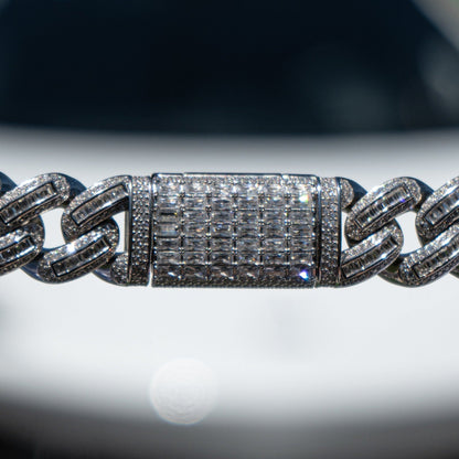 18mm Bugatti Link Chain in White Gold