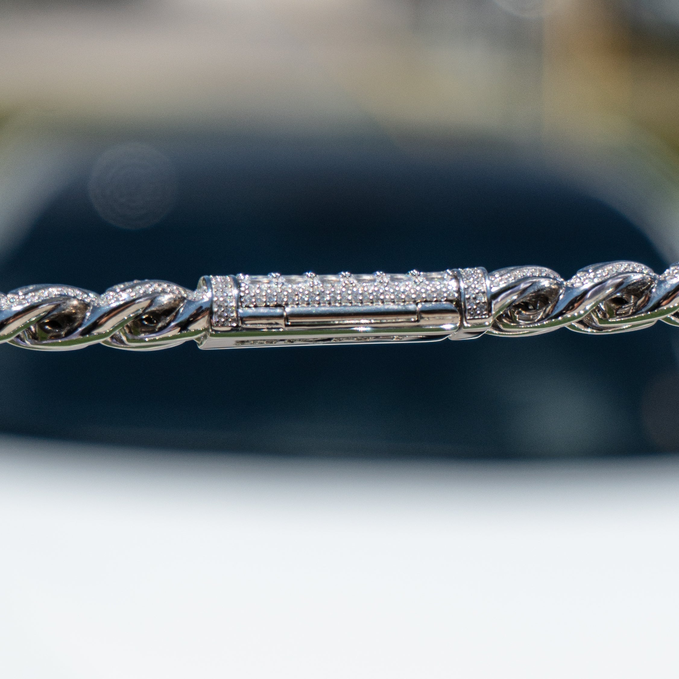 18mm Bugatti Link Chain in White Gold