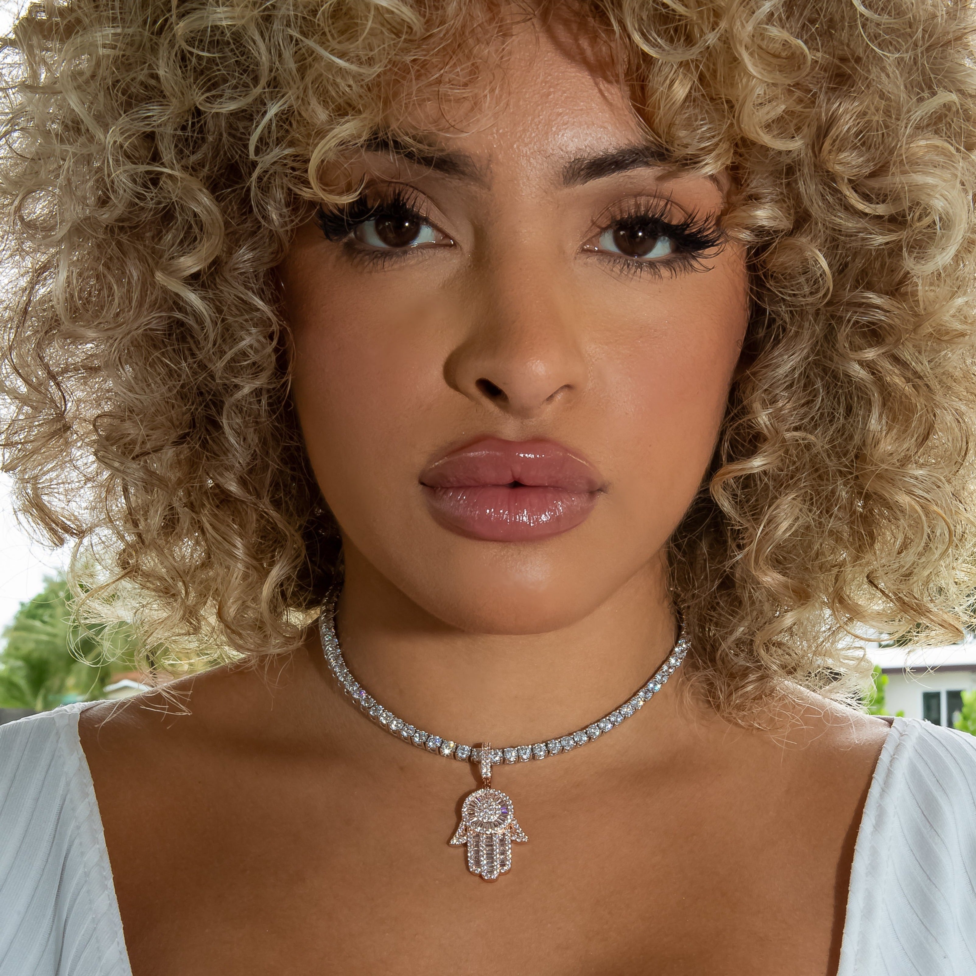 Hamsa Hand Pendant Rose Gold (Baguette Cut)