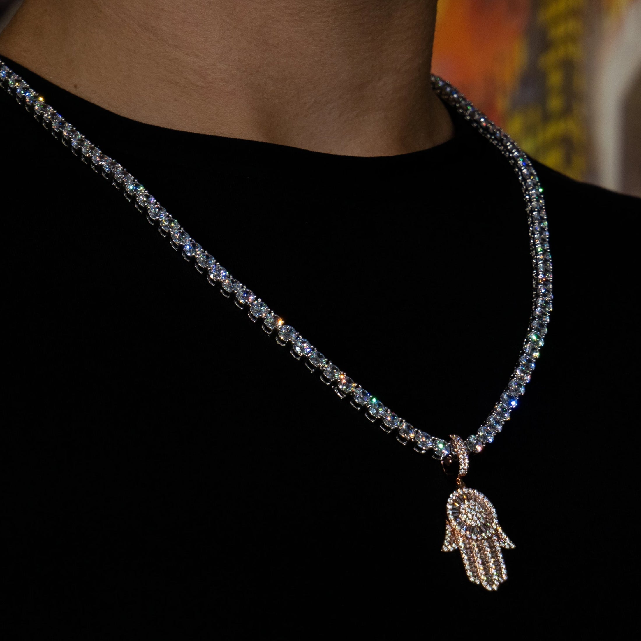 Hamsa Hand Pendant in Rose Gold (Baguette Cut)