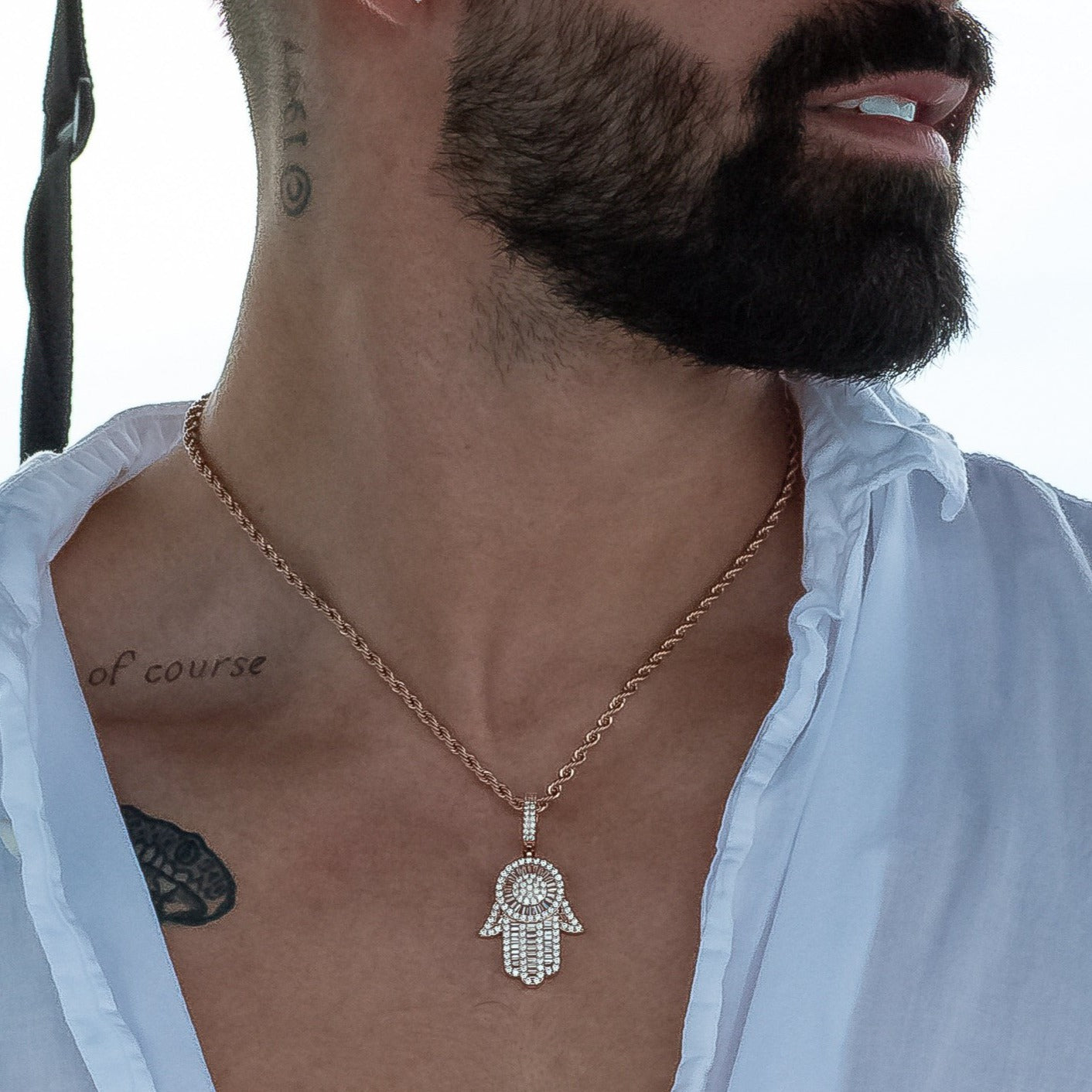 Hamsa Hand Pendant in Rose Gold (Baguette Cut)