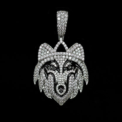 Wolf Pendant in White Gold