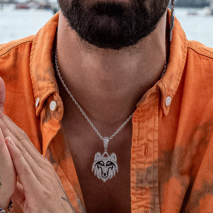 Wolf Pendant in White Gold